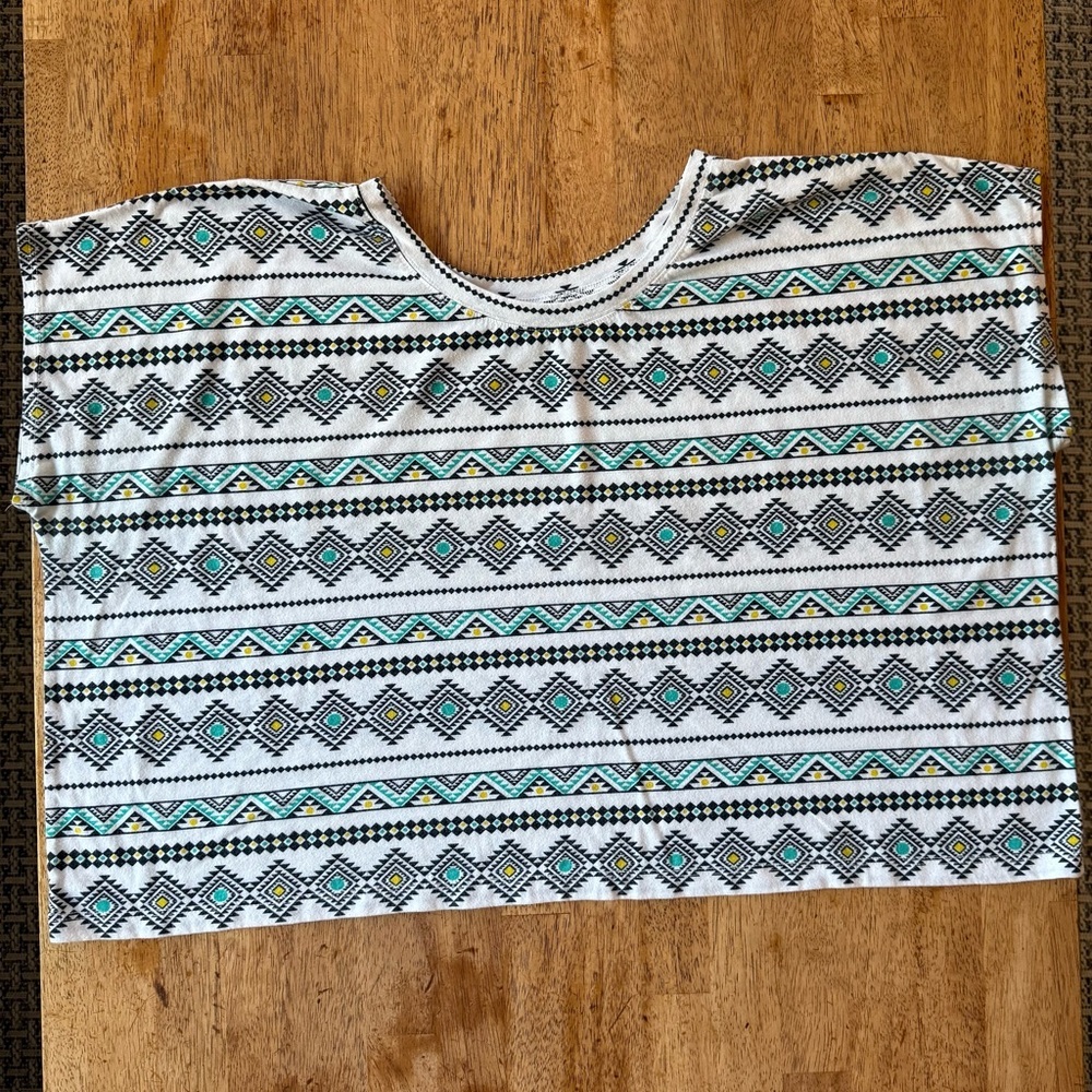 L.O.L. Vintage Black and Blue Crop Top with Geometric Pattern